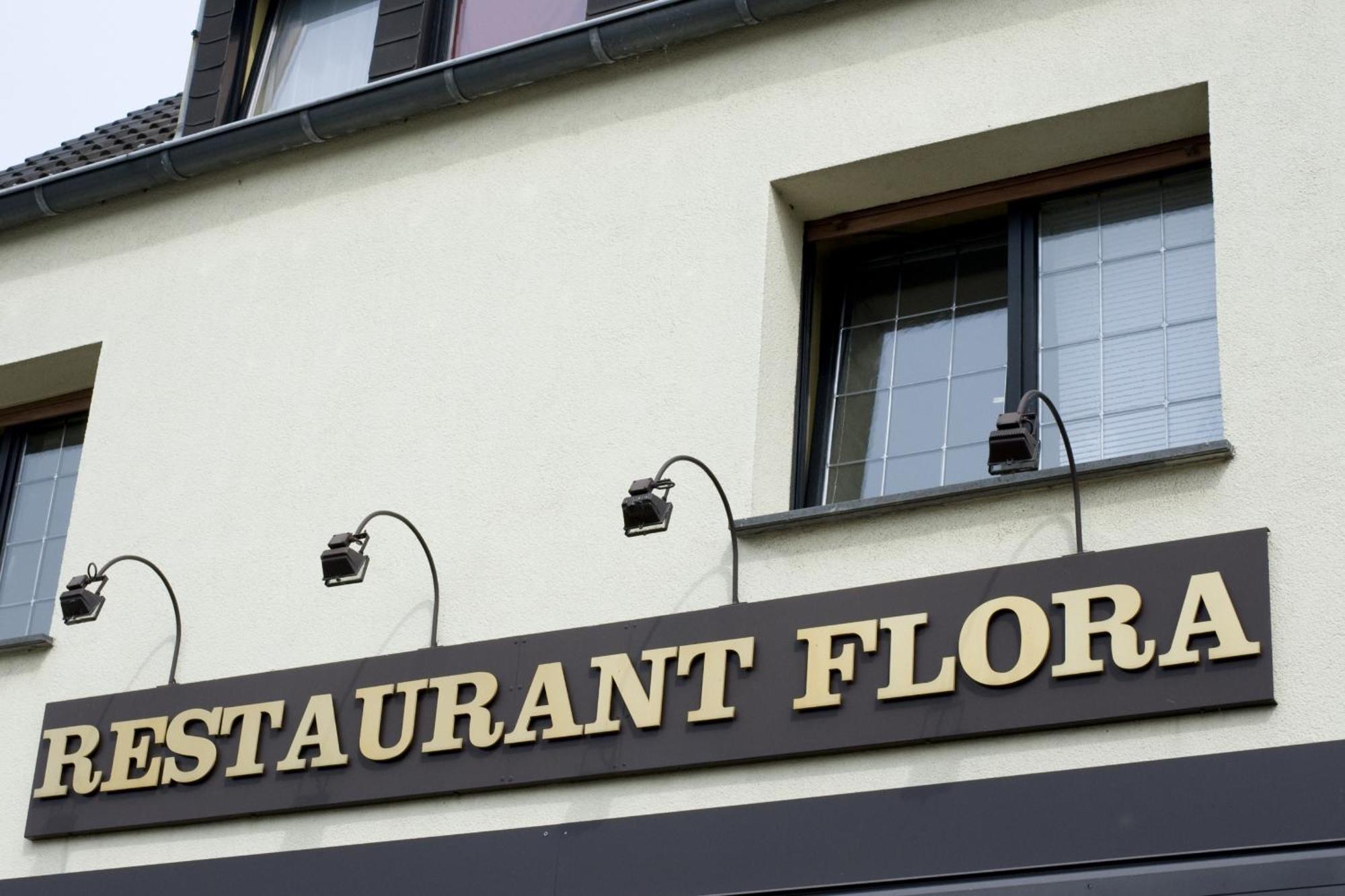 Hotel Flora Dormagen Exteriör bild